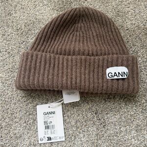 NWT GANNI Brown Taupe Ribbed Wool Beanie
